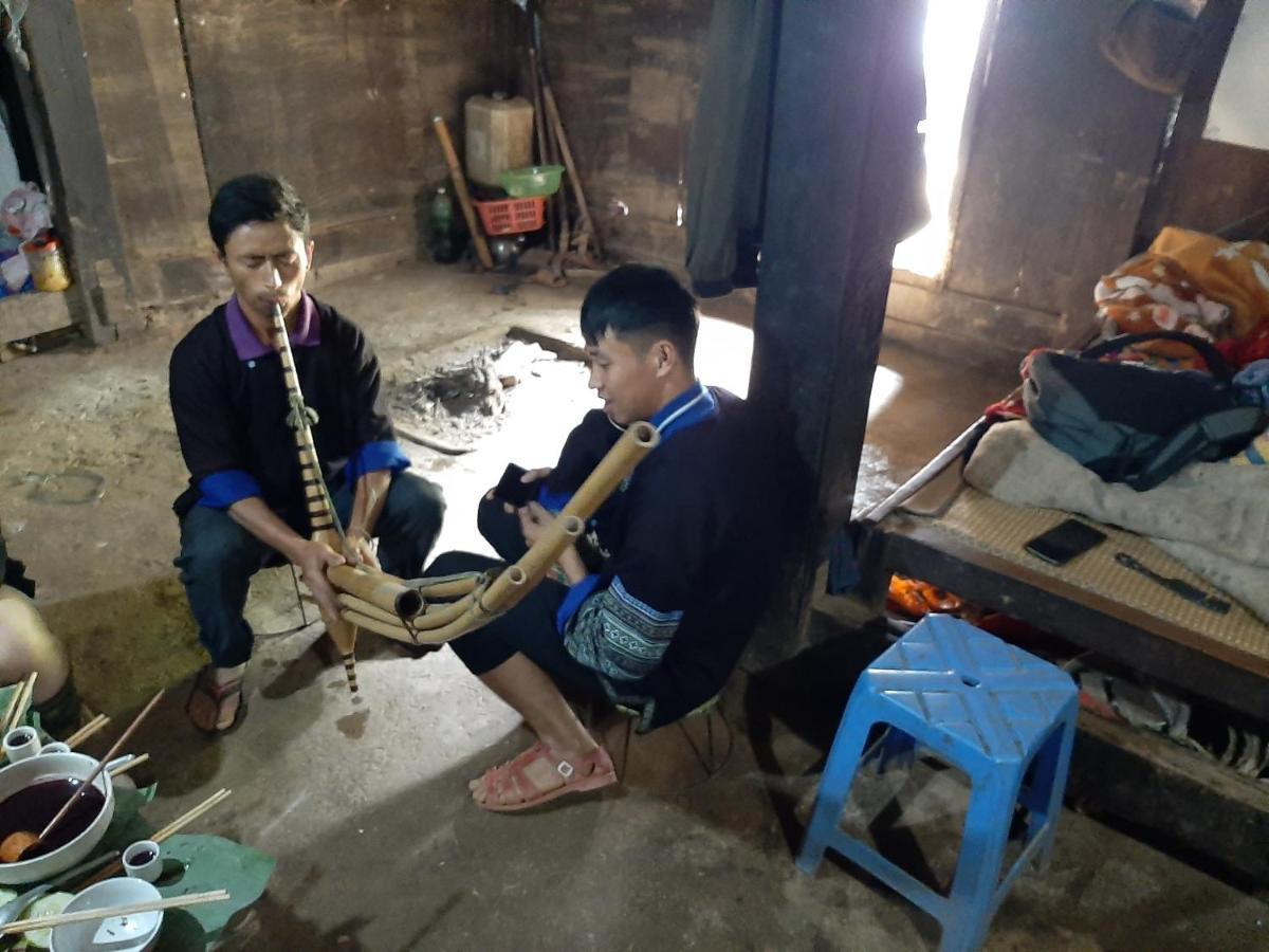 Mu Cang Chai Dong Suoi H'Mong Homestay & Bungalow - Trek & Vegetarian Food מראה חיצוני תמונה