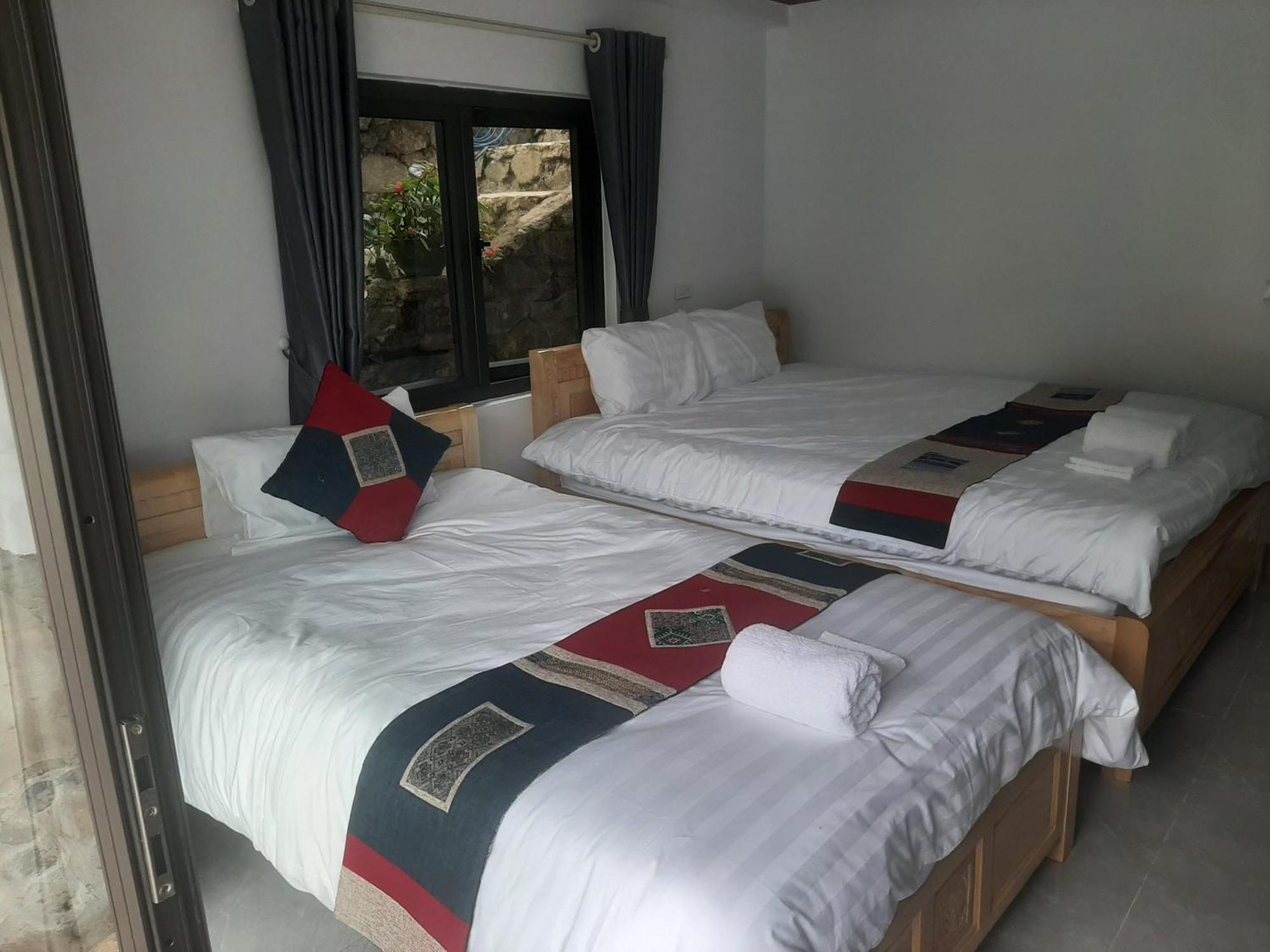 Mu Cang Chai Dong Suoi H'Mong Homestay & Bungalow - Trek & Vegetarian Food חדר תמונה