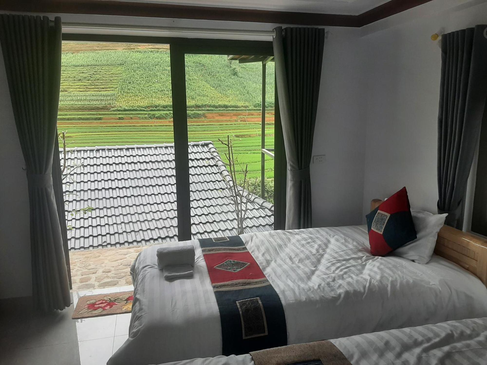 Mu Cang Chai Dong Suoi H'Mong Homestay & Bungalow - Trek & Vegetarian Food חדר תמונה